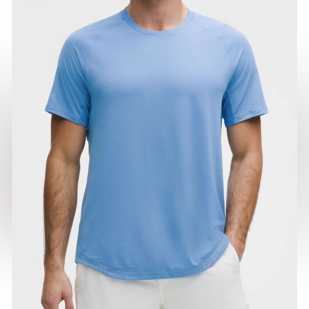 Lululemon License to Train Short Sleeve - Picture 5 of 10